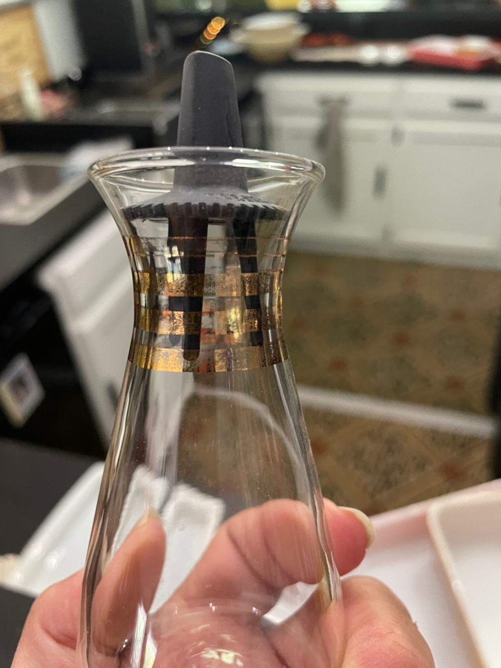 Pyrex Set of two Oil & Vinegar Cruet - Picture 7 of 8